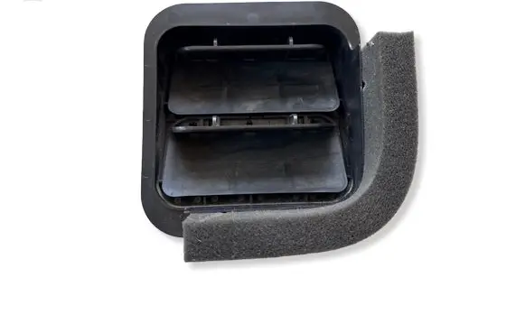 Subaru XV II Quarter panel pressure vent 72651AE010 72653AE010
