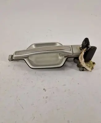 Mitsubishi Pajero Front door exterior handle MR556247