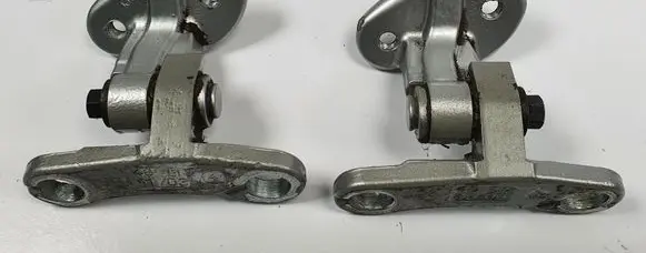 Ford Focus Rear door hinge set 