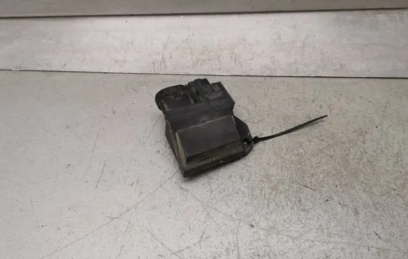 Citroen C3 Coolant fan relay 9662872480