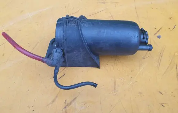 Iveco Daily 35 - 40.10 Fuel filter housing 504182147