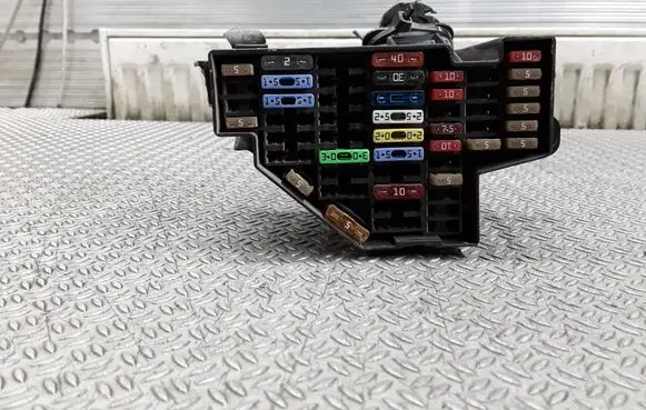 Skoda Octavia Mk2 (1Z) Fuse module 20120500246
