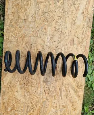 BMW X5 E70 Front coil spring 6773050