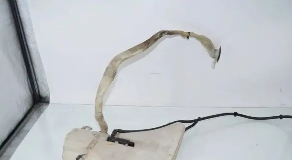 BMW 5 GT F07 Windshield washer fluid reservoir/tank 7269663 7269667 61667269667