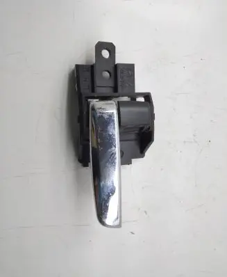 Mitsubishi Outlander Rear door interior handle