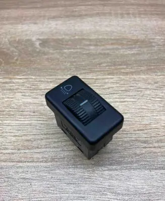 Volkswagen Golf IV Light switch 357941333 637800
