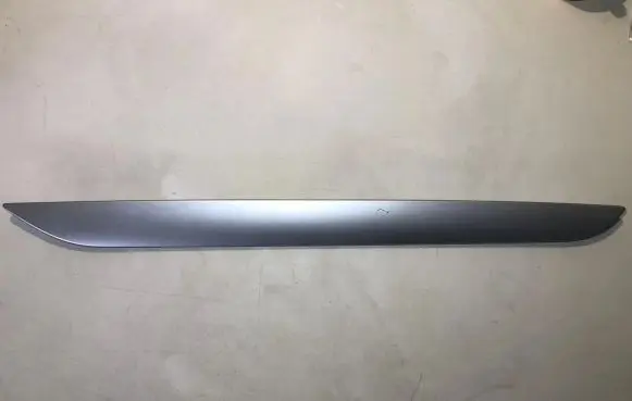 Volkswagen PASSAT CC Front door trim bar 3C8867410R