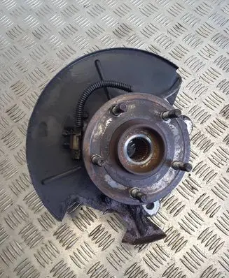 Chrysler Grand Voyager V Front wheel hub 04743576AB