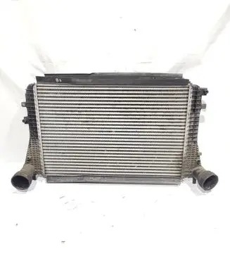 Volkswagen PASSAT B6 Intercooler radiator N6893002
