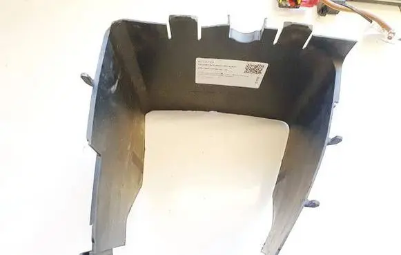 Volkswagen Golf Plus Battery box tray 1K0915335C