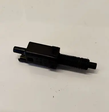 Audi A6 S6 C4 4A Brake pedal sensor switch 811907343B