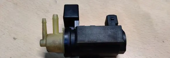 Chevrolet Trax Turbo solenoid valve 55566898