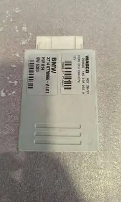 BMW X5 E70 Air suspension control unit module (rear) 6778966