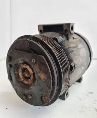Renault Scenic I Air conditioning (A/C) compressor (pump) 1135309 1234592 SAEJ639