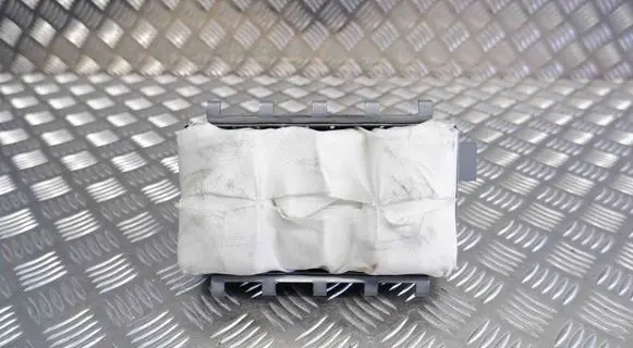 Passenger airbag