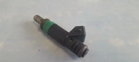 Volvo S40, V40 Fuel injector 97mf9f593bc 97mf-9f593-bc