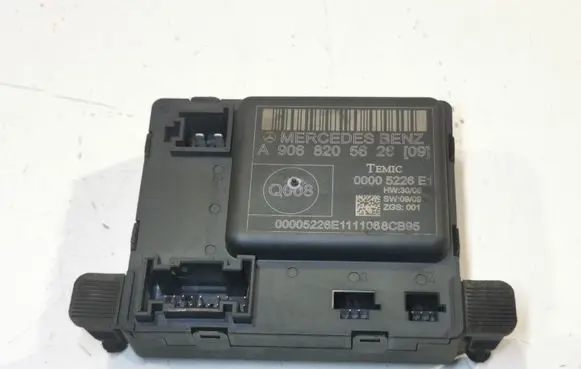 Mercedes-Benz Sprinter W906 Door control unit/module A9068205626
