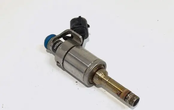 Nissan X-Trail T32 Fuel injectors set 0261500210