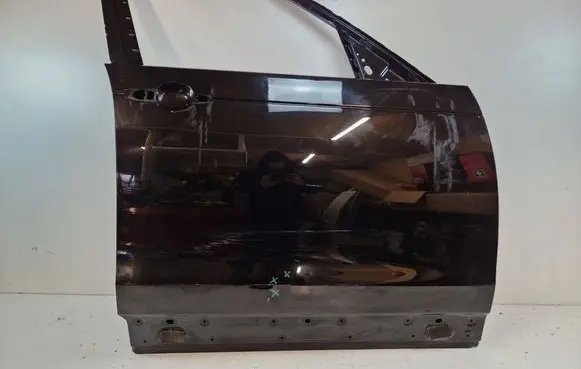 Land Rover Discovery 5 Front door HY3221204AB