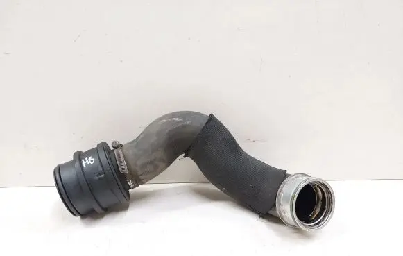 Mercedes-Benz B W245 Intercooler hose/pipe A6401400687 4010163A