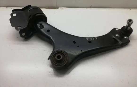 Volvo V70 Front lower control arm/wishbone