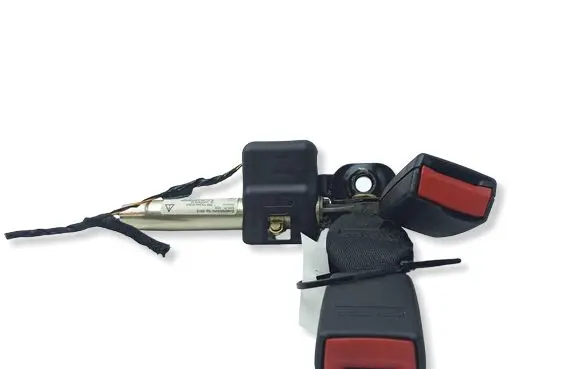 Mercedes-Benz C W203 Rear seatbelt buckle 2038602069