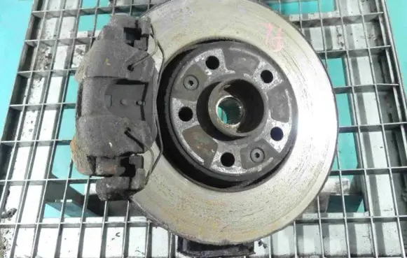 Renault Latitude (L70) Front wheel hub spindle knuckle IMPRK1179959