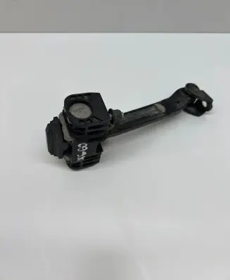 Volvo XC60 Rear door check strap stopper C8P5D
