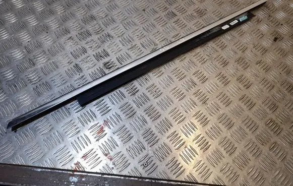 Audi Q3 8U Rear door glass trim molding 8U0853763