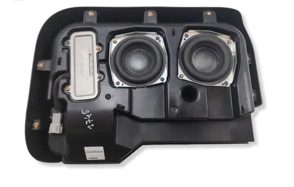 Nissan Navara D40 Audio system kit 281705X00A