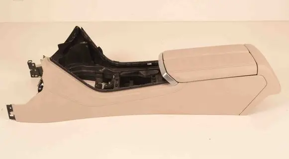 BMW 8 G14 Center console
