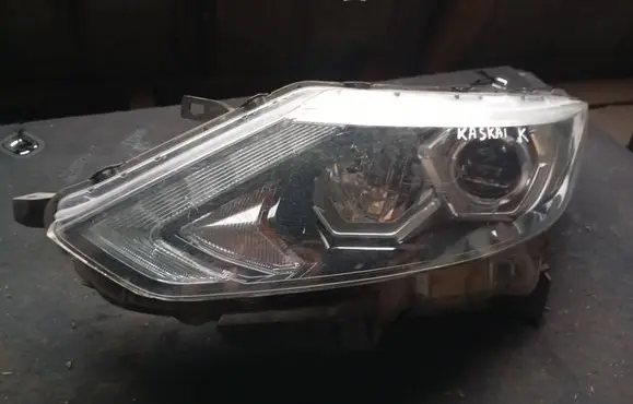 Nissan Qashqai Headlight/headlamp 91081001 10068L813