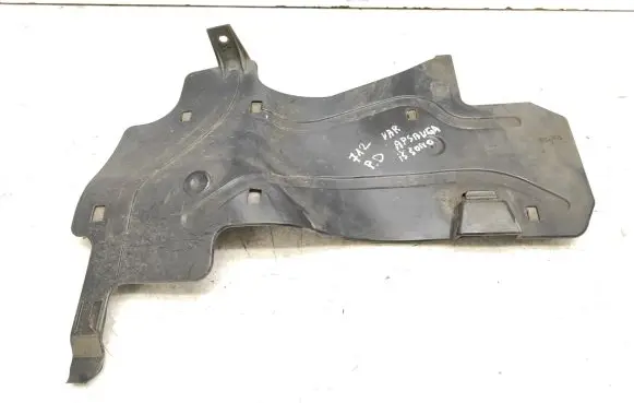 Peugeot 2008 I Engine splash shield/under tray 9673876780