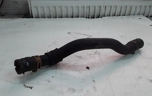 Renault Megane II Engine coolant pipe/hose