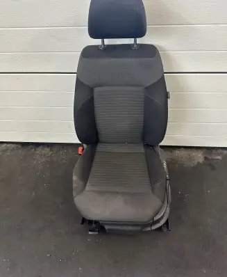 Volkswagen Polo V 6R Front driver seat 
