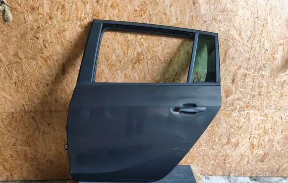 Rear door