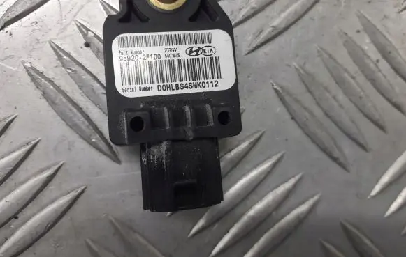 KIA Rio Airbag deployment crash/impact sensor 9295920-2F100
