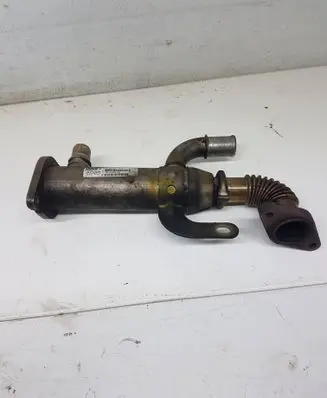 Ford Focus EGR valve cooler 875816W 9645689780
