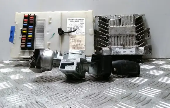 Engine ECU kit and lock set