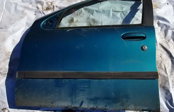 Fiat Palio Front door