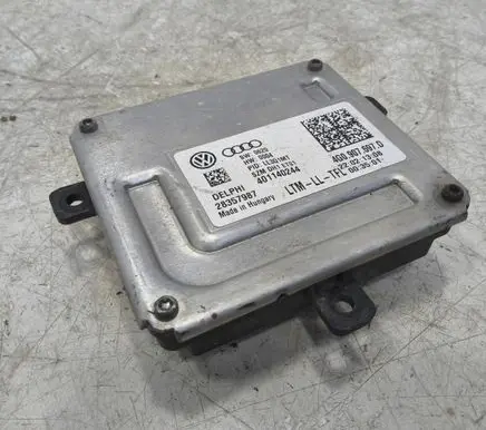 Audi A4 S4 B8 8K Headlight ballast module Xenon 401140244
