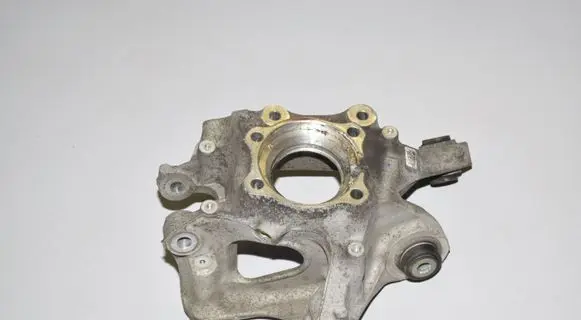 BMW 7 G11 G12 Rear wheel hub 6865662 6861136 33306865662