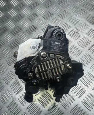 Volvo XC90 Fuel injection high pressure pump 8689590 053188 0445010043