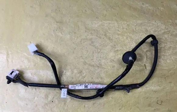 Mazda 6 Front door wiring loom GS1E67SH0A GS1E67SHOA