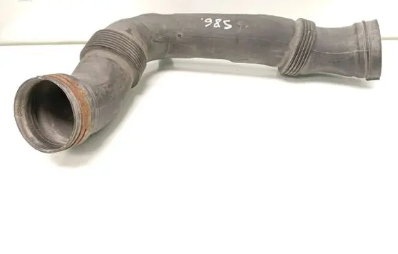 Air intake hose/pipe