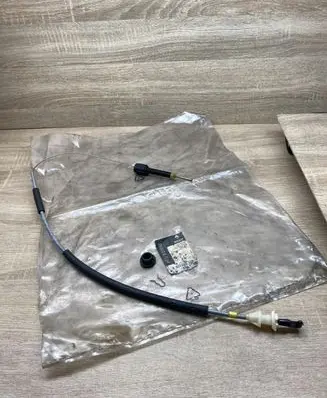 Renault Espace I Throttle cable 6025004325