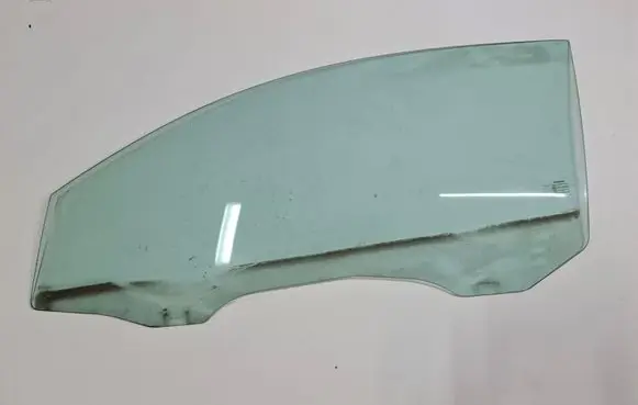 Volvo C30 Front door window/glass (coupe) 