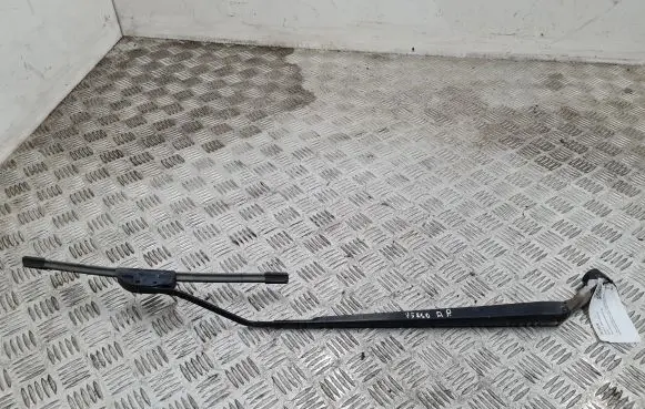Toyota Corolla Verso AR10 Windshield/front glass wiper blade 