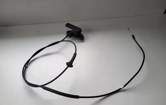 Ford Kuga II Engine bonnet (hood) release handle