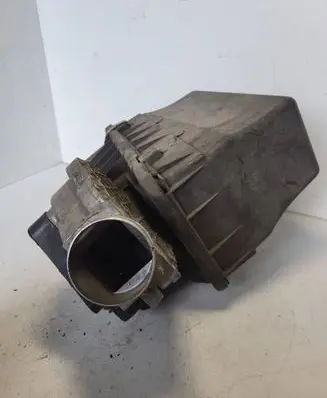 BMW 3 E36 Air filter box 1727684